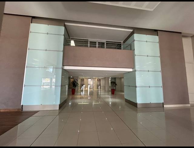 1,929M² OFFICE TO LET IN SANDTON CENTRAL